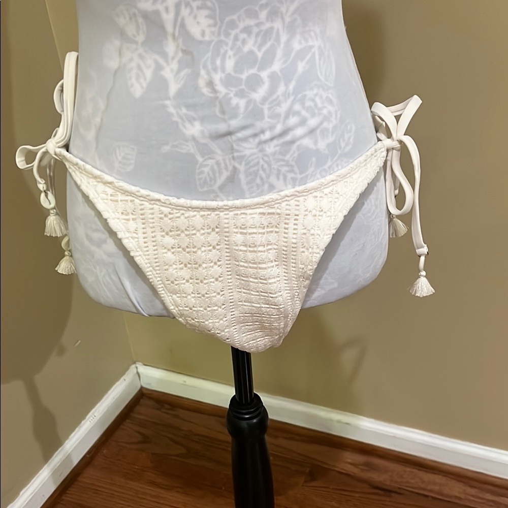 Wild Fable Cream Crochet Bikini Bottom size XL